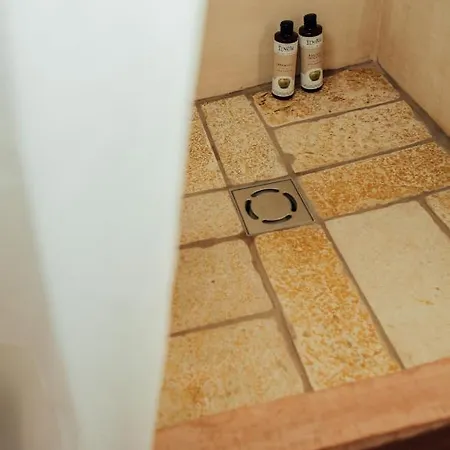 La Casa Di Paglia 3*