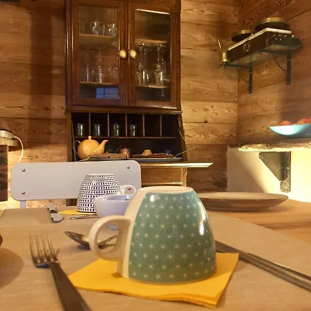 Bed & Breakfast La Casa Di Paglia 3*