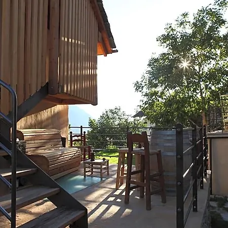 La Casa Di Paglia Alojamento de Acomodação e Pequeno-almoço 3*