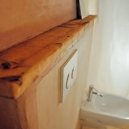 La Casa Di Paglia 3*